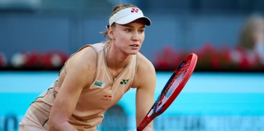 Елена Рыбакина прокомментировала поражение от Арины Соболенко