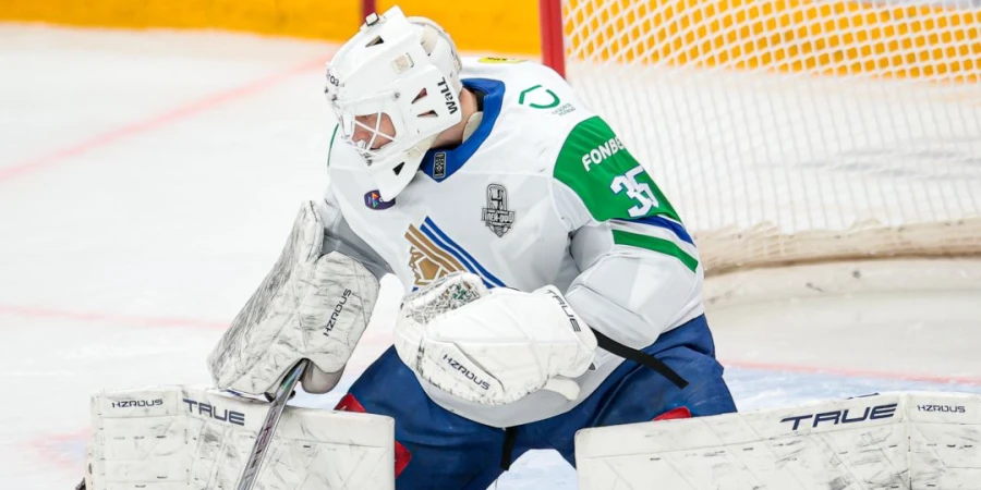 КХЛ определила лучших игроков января