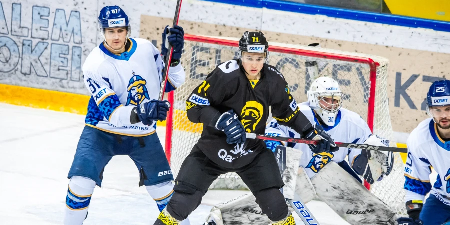 ХК «Номад» может получить два очка без боя. Подробности