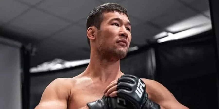 Шавкат Рахмонов стал вторым в рейтинге полусреднего веса