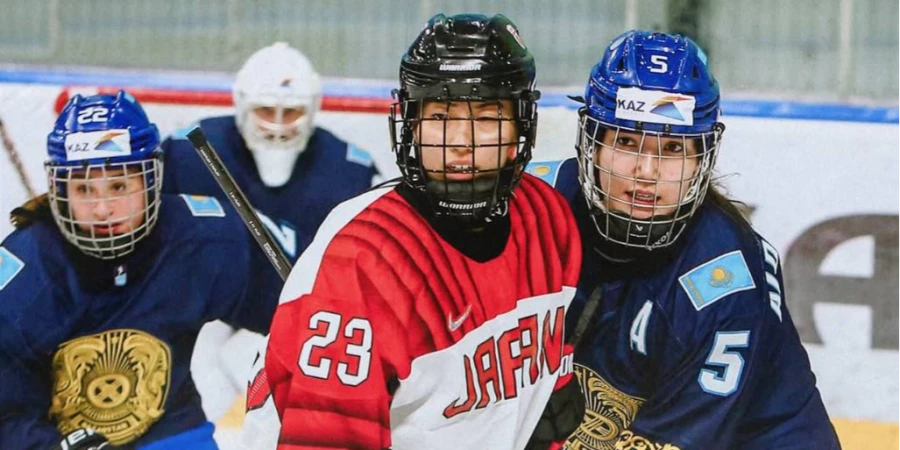 Хоккей: Қазақстан әйелдер құрамасы Азия чемпионатындағы алғашқы матчында ұтылды