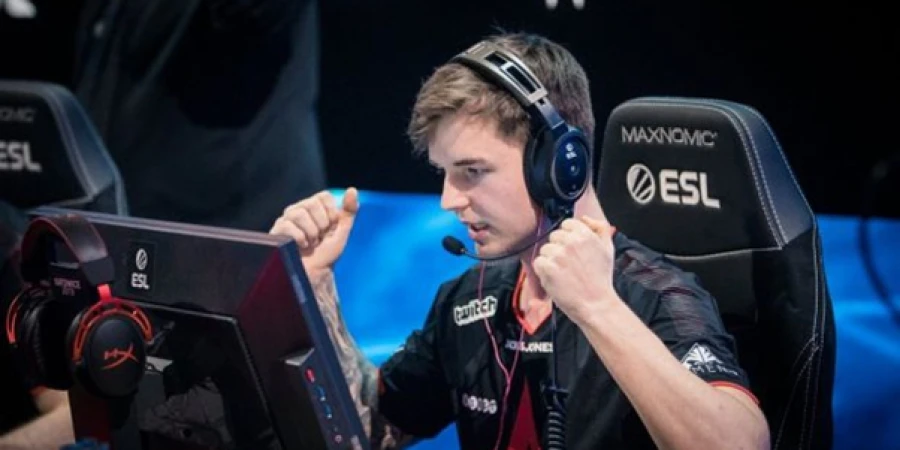 HooXi высказался об уходе device и Magisk из состава Astralis