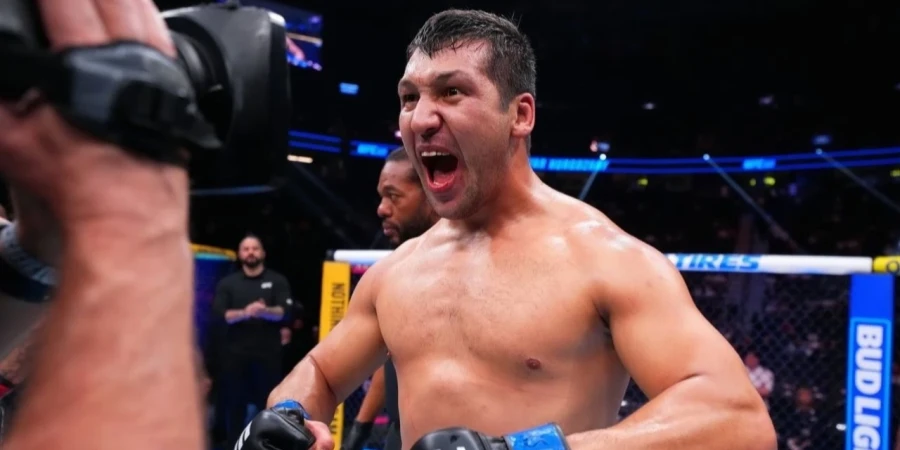 Казахстанский боец Нургожай победил нокаутом на турнире UFC в Лас-Вегасе