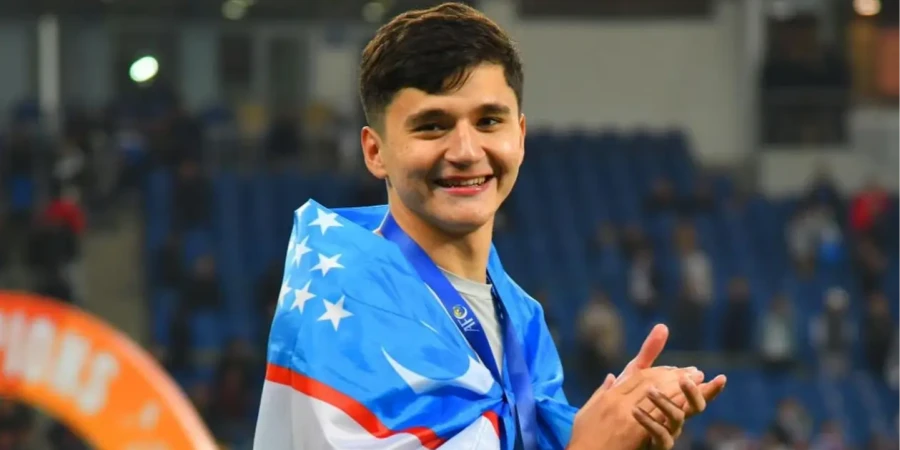 Узбекистанец Хусанов выиграл первый трофей с «Манчестер Сити»