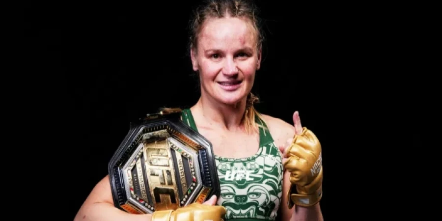 Шевченко UFC-дегі жеңіл салмақтағы чемпиондық белбеуінен бас тартты