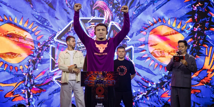 Казах задушил узбека на OCTAGON 92