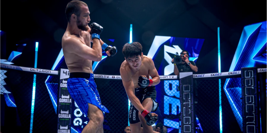 Жесткий нокаут произошел в поединке казахстанского бойца