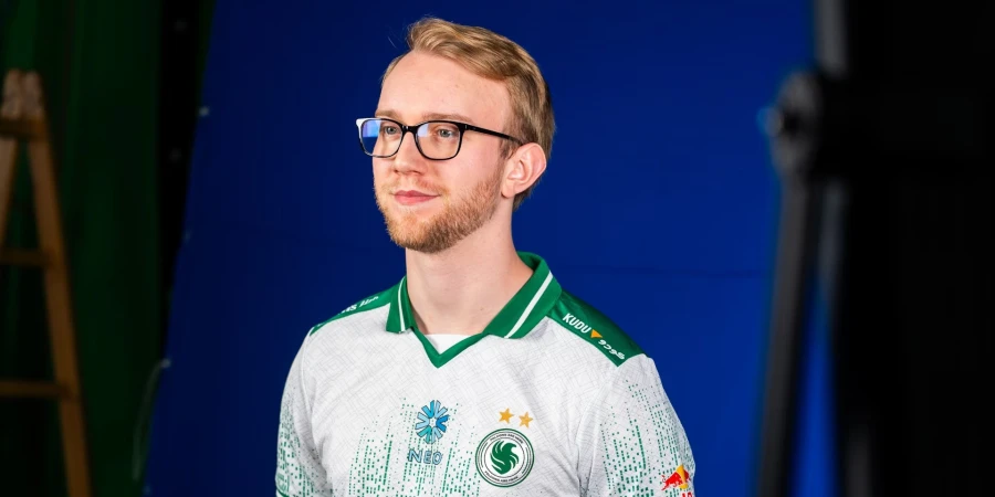 Игрок Falcons о kyousuke: «Просто идешь за ним и знаешь — будет килл»