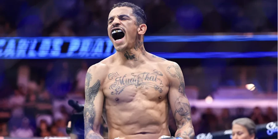 Топовый бой в весе Шавката Рахмонова завершился зрелищным нокаутом. ВИДЕО