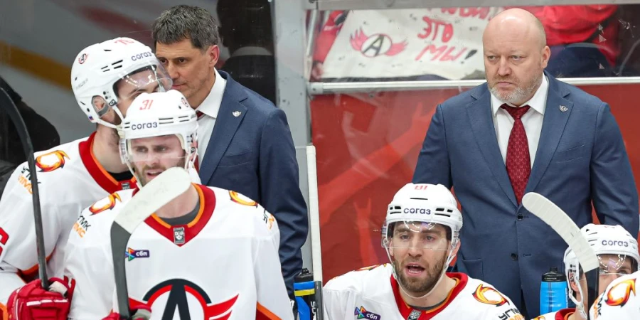 Команда бывших игроков астанинского «Барыса» одержала 500-ю викторию в КХЛ