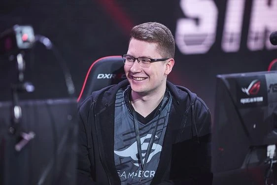 Puppey вошел в состав NAVI на FACEIT