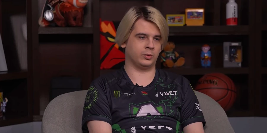 «Тяжело убить и много урона»: fng разобрал сильнейших саппортов актуального патча