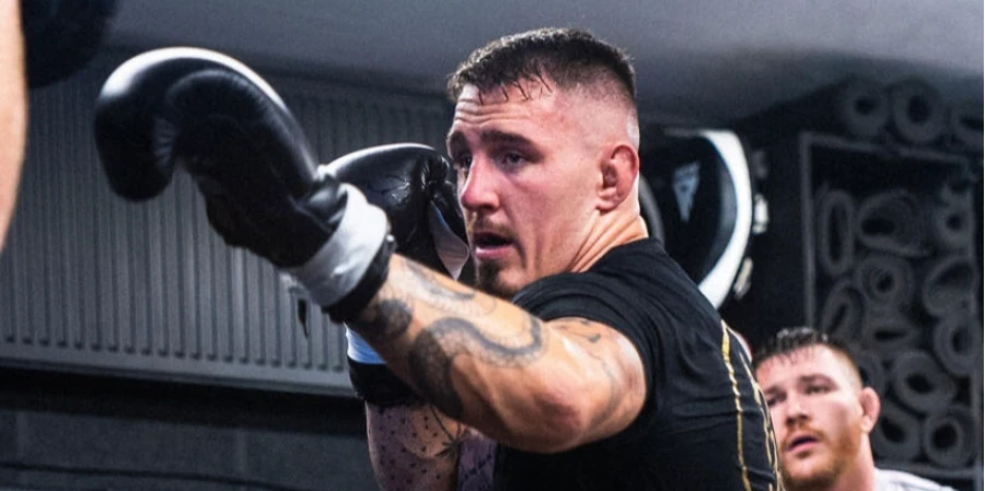 Том Аспинэлл рассказал, с кем хотел бы подраться на ринге