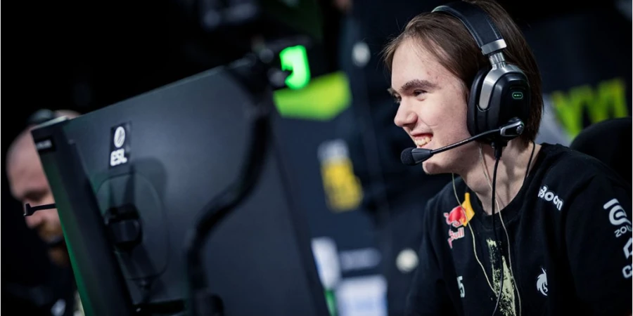 Team Spirit обыграла NiP со счётом 2:0 во втором раунде группы на PGL Astana 2025