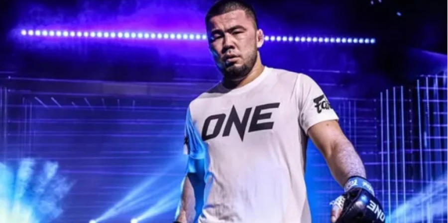 Диас Өтеген ONE FC турнирінде жеңіске жетті