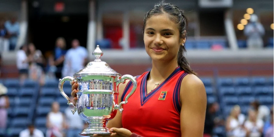 Чемпионка US Open-2021 снялась с Уимблдона из-за стрессового перелома