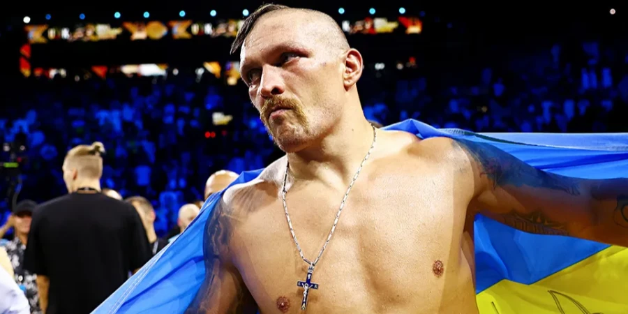 Александр Усик поделился мнением о перспективах Джея Опетаи
