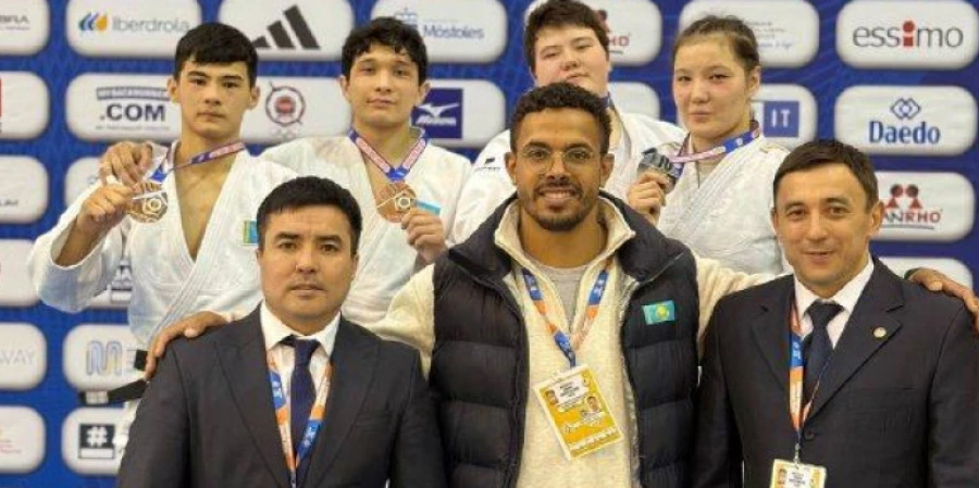 Еуропа кубогы: Қазақстан жастар құрамасы жеті медаль еншіледі