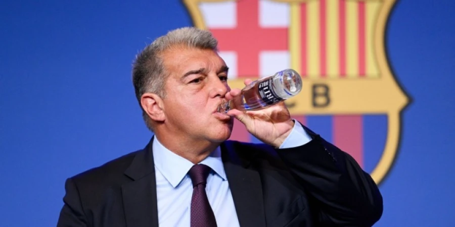 Жоан Лапорта и Виктор Фонт официально претендуют на пост президента «Барселоны»