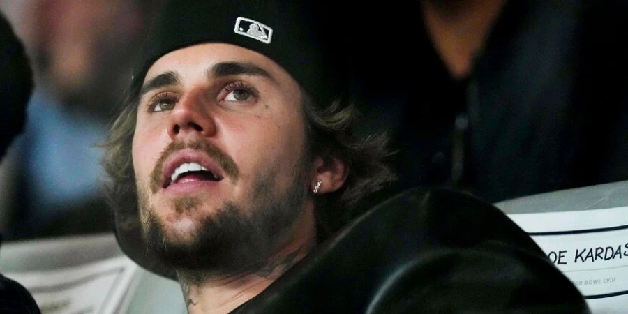 Джастин Бибер попал на постыдное фото