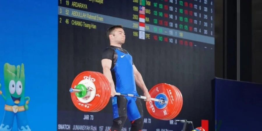 Азия чемпионатына қатысатын зілтеміршілер анықталды