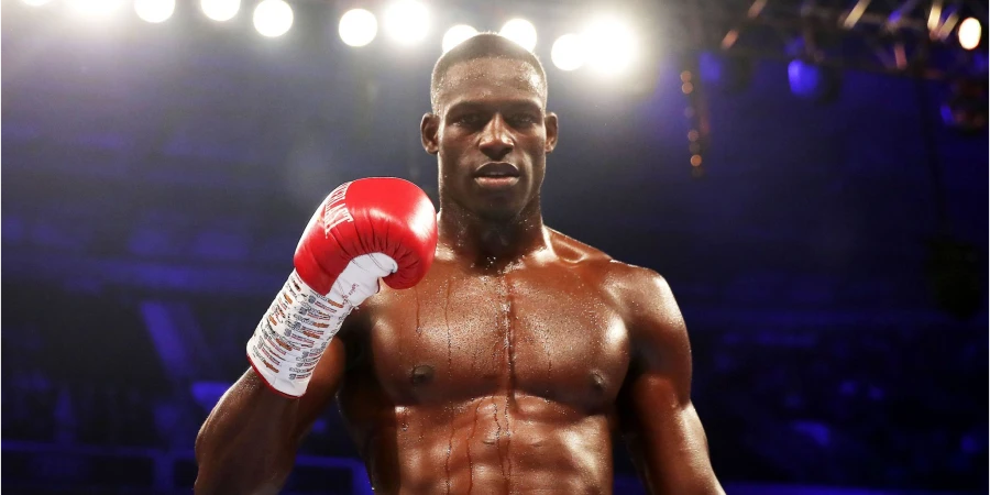 Риакпоре высказался о ситуации с Опетаей и новым поясом Zuffa Boxing