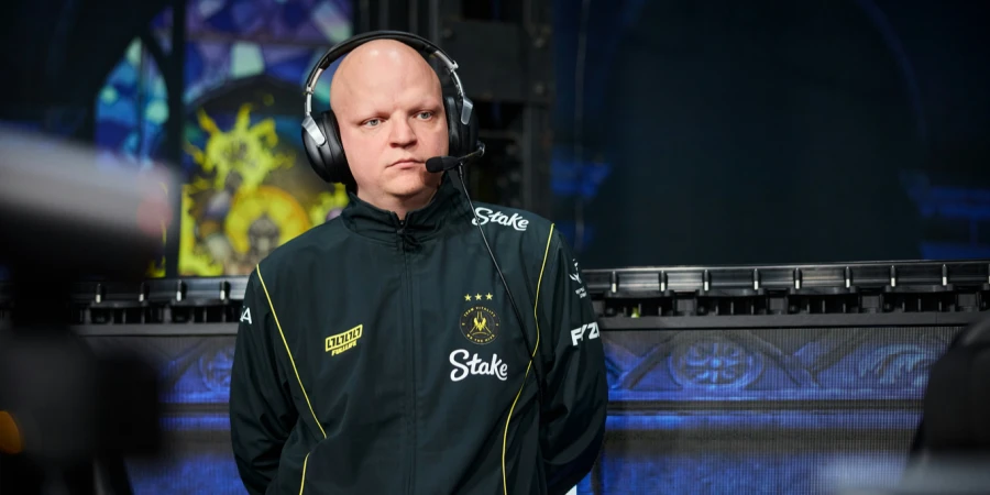 XTQZZZ признал проблемы Team Vitality на групповом этапе IEM Cologne Major 2026