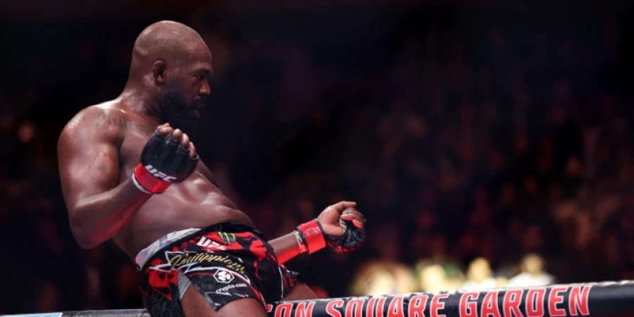 Даниэль Кормье объяснил, почему Джон Джонс так редко дрался