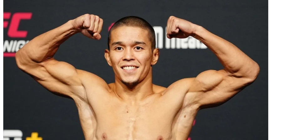 Казахстанский боец стремительно приближается к топ-10 UFC