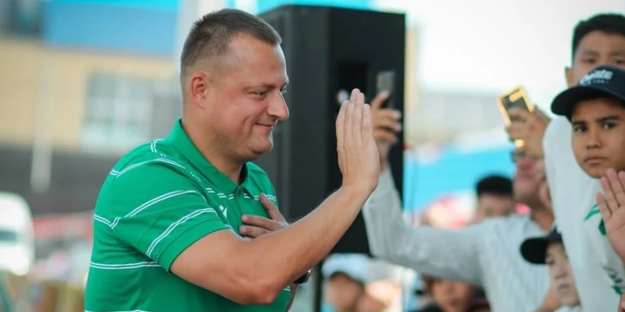 Атырау перед самым началом КПЛ-2026 остался без главного тренера