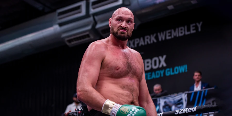Тайсон Фьюри объявил о возвращении на ринг