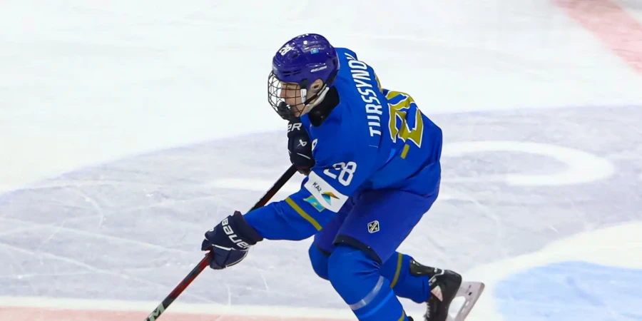 Опубликовано расписание игр юниорской хоккейной сборной Казахстана на чемпионате мира
