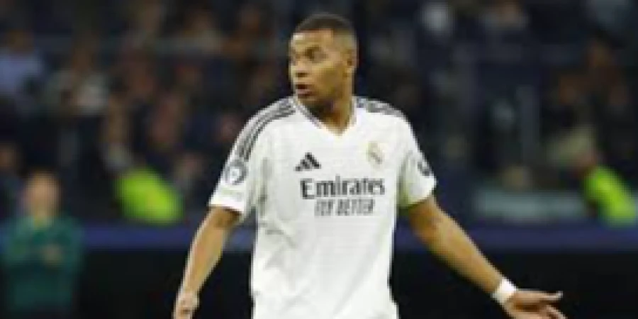 Болельщику «Реала» стало плохо на трибунах после удара Мбаппе — спасти не удалось