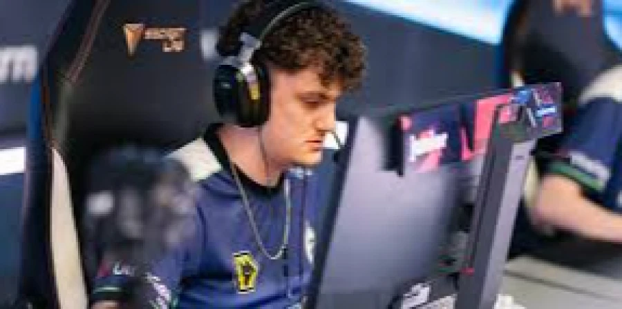 Junior заменит Hallzerk в составе Complexity на BLAST.tv Austin Major 2025