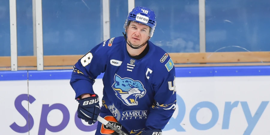 Оказавшийся ненужным «Барысу» Старченко напомнил, почему его называют легендой. Видео