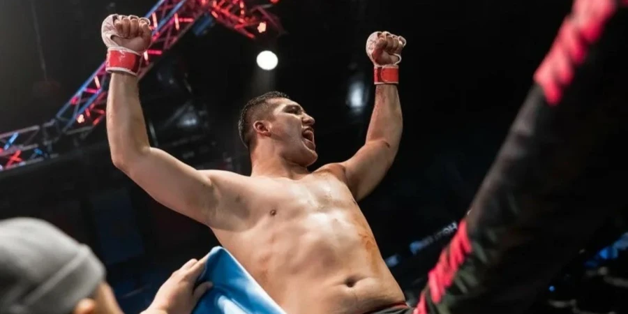 Видео нокаута Дияра Нургожая на турнире UFC в Лас-Вегасе