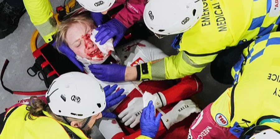 Польская спортсменка спустя месяц показала, что осталось от её лица после лезвия соперницы