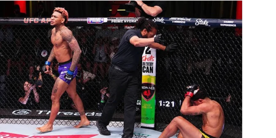 ММА. UFC 256: Майкл Моралес Гилберт Бернсті техникалық нокаутпен жеңді
