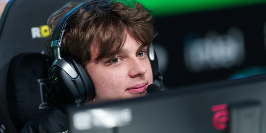 Scope.gg выделил игроков с самыми яркими показателями на третьей стадии мейджора в Будапеште