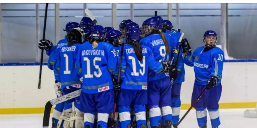 Хоккей: Қазақстан қыздар құрамасы Түркиямен күш сынасады