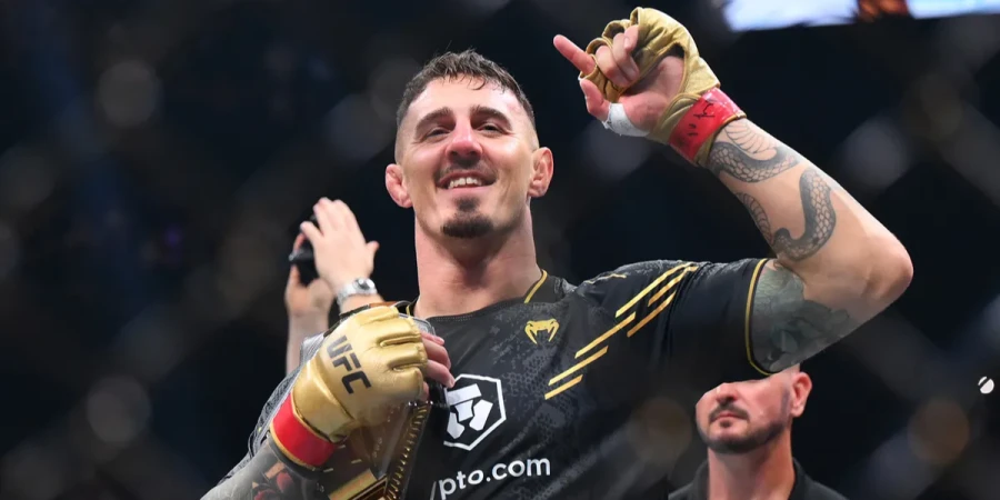 Том Аспиналл принял решение освободить титул чемпиона UFC в тяжелом весе
