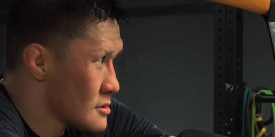 Жумагулов намерен взять второй чемпионский пояс в OKTAGON