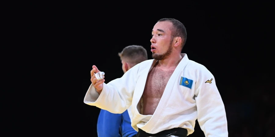 Одолевший Жубаназара на первенстве мира по дзюдо Арбузов, стал чемпионом