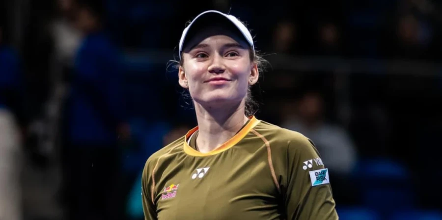 Рыбакина Елена Рыбакина WTA қорытынды турнирі алдында көрсетілім матчын өткізді