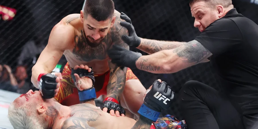 Камил Гаджиев оценил навыки чемпиона UFC