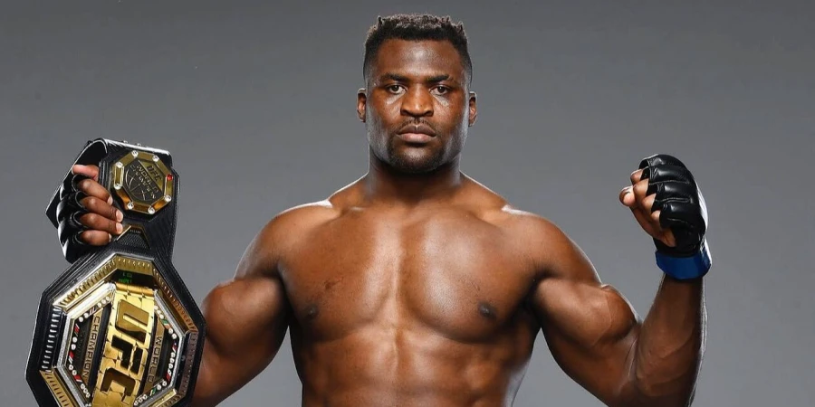 Экс-чемпион UFC сделал самоуверенное заявление перед боем в США