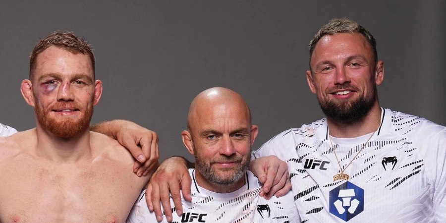 "Очередным ограблением" назвали победу Ислама Махачева над Джеком Маддаленой