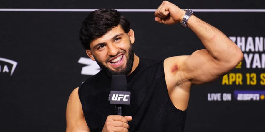 Топовый боец UFC Царукян хочет попробовать себя в боксе