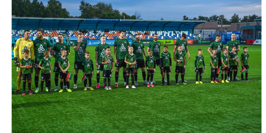 Прямая трансляция кубкового матча Нефтехимик — Ростов в ¼ финала Пути Регионов