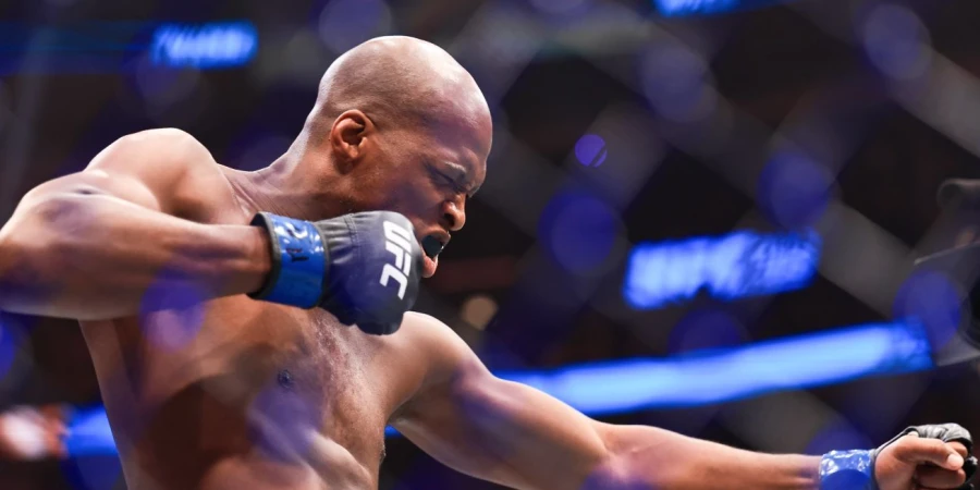 В UFC назвали нового претендента на пояс в весе Шавката Рахмонова